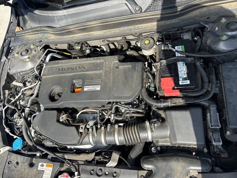 Certified 2019 Honda Accord Touring image 36