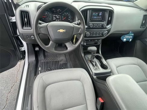 Certified 2017 Chevrolet Colorado W/T image 12