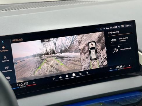 Certified 2025 BMW X3 xDrive30i w/ Premium Package image 17