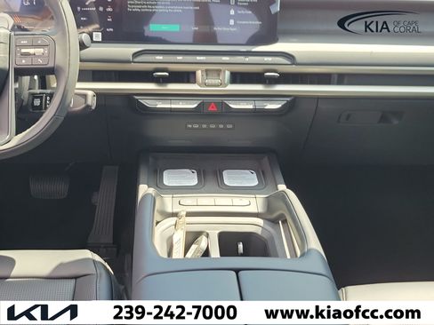 New 2027 Kia Telluride S w/ Towing Package FWD image 19