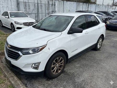 Used 2018 Chevrolet Equinox LS w/ LPO, Cargo Package image 1