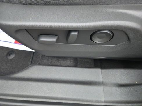 New 2025 Buick Envision Sport Touring image 11