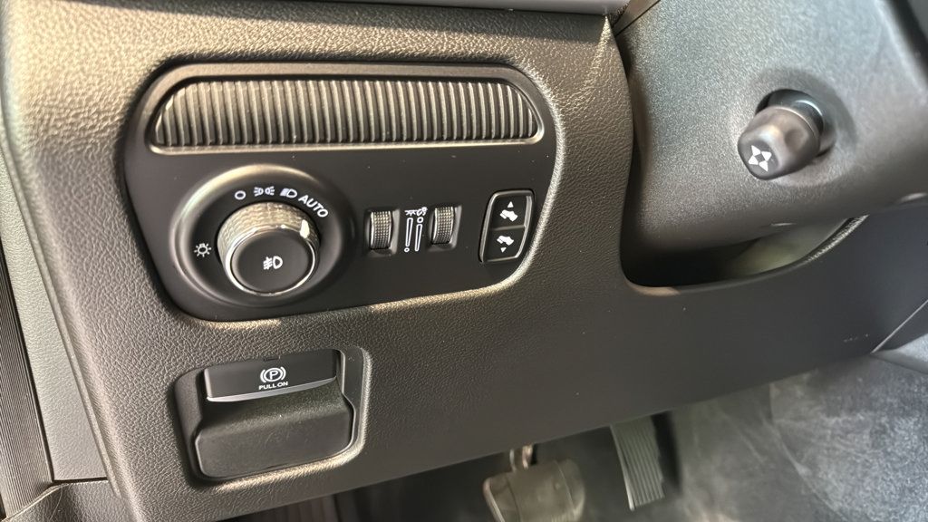 Used 2022 Jeep Wagoneer Series II AWD/4WD image 27