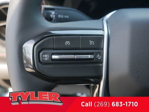 New 2026 Chevrolet Colorado Z71 w/ Technology Package AWD/4WD image 25