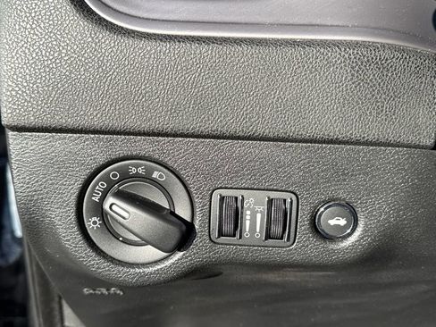 Used 2023 Dodge Charger GT image 28