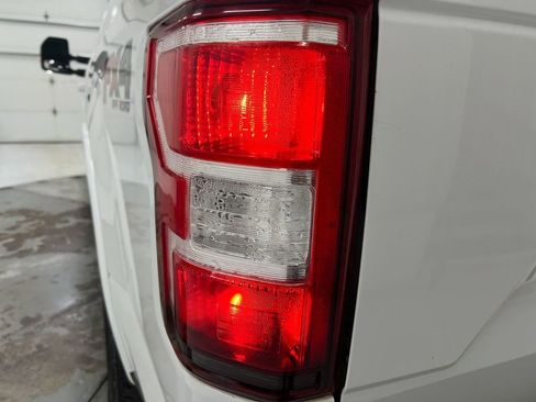 Used 2018 Ford F150 XLT w/ Equipment Group 302A Luxury AWD/4WD image 33
