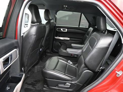 Used 2022 Ford Explorer XLT w/ Equipment Group 202A image 23