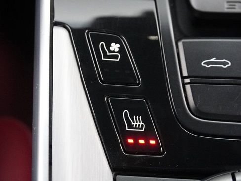 Used 2022 Porsche 911 Turbo S w/ 911 Turbo Sportdesign Package image 69