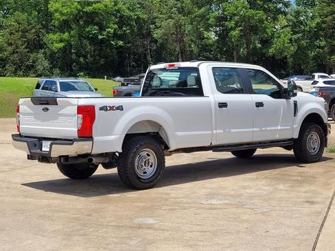 Used 2022 Ford F250 XL w/ Power Equipment Group AWD/4WD image 4