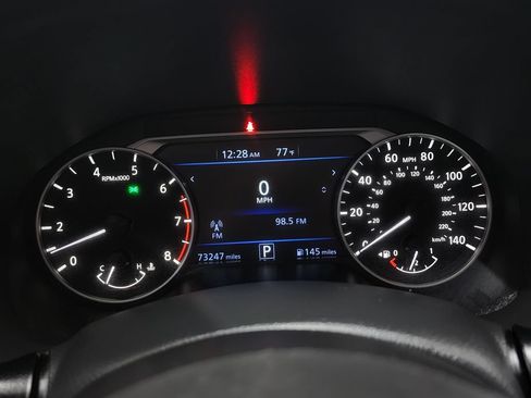 Used 2021 Nissan Altima 2.5 SR FWD image 15