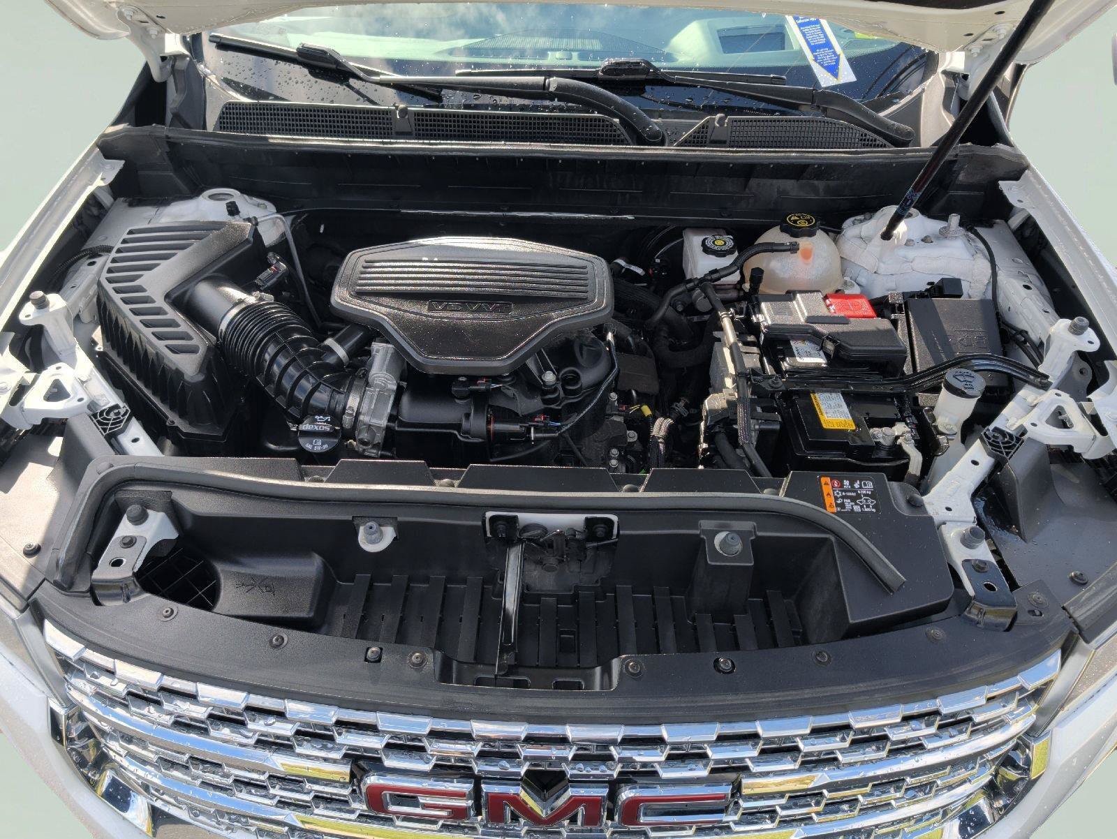 Used 2023 GMC Acadia Denali w/ Denali Ultimate Package AWD/4WD image 29