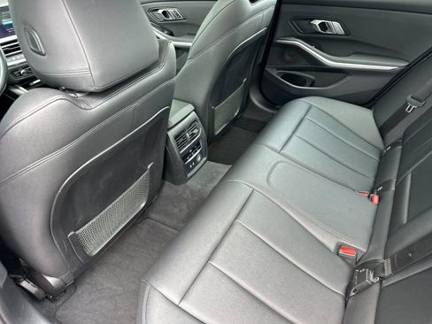 Used 2019 BMW 330i Sedan w/ Driving Assistance Package RWD image 12