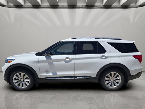Used 2023 Ford Explorer King Ranch w/ Technology Package AWD/4WD image 2