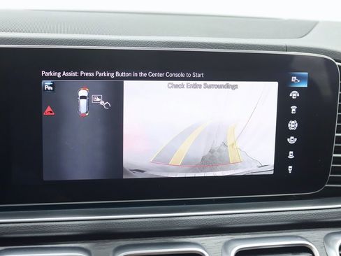 Used 2020 Mercedes-Benz GLS 450 4MATIC image 22