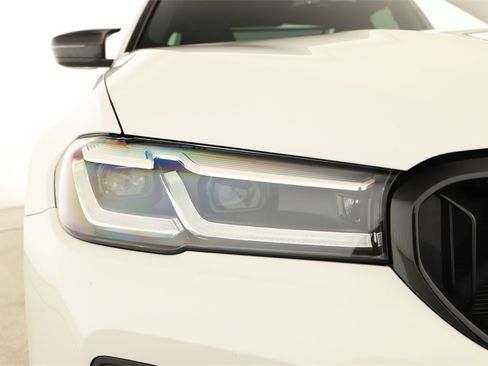 Used 2023 BMW M5 w/ Executive Package image 33