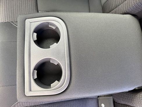 Used 2025 Subaru Outback Premium image 19