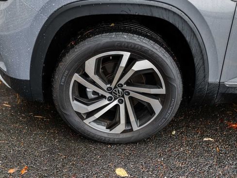 Used 2023 Volkswagen Atlas Cross Sport SEL image 11