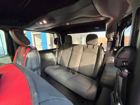 Used 2024 Jeep Wrangler Sport S image 10