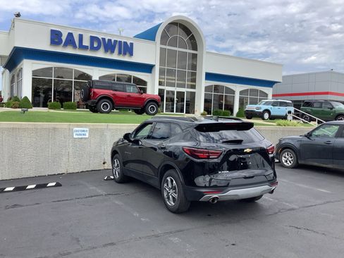 Used 2023 Chevrolet Blazer LT w/ Convenience Package image 5