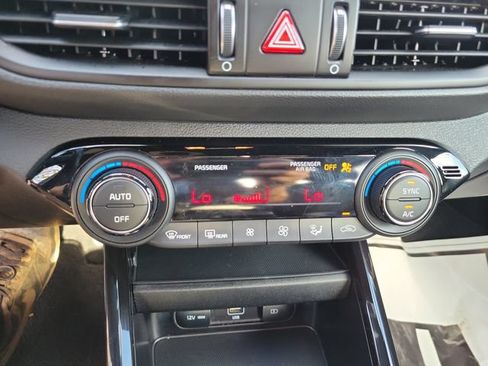 Certified 2024 Kia Forte GT-Line FWD image 18