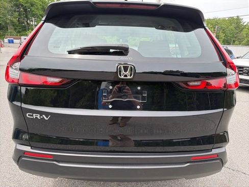 Certified 2023 Honda CR-V LX image 3