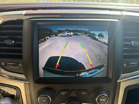 Used 2016 RAM 1500 Laramie w/ Convenience Group image 32