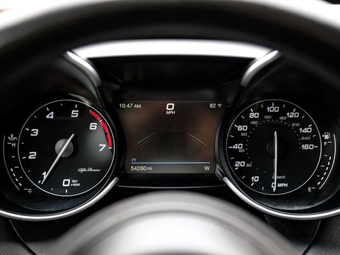 Used 2022 Alfa Romeo Giulia Ti AWD/4WD image 20