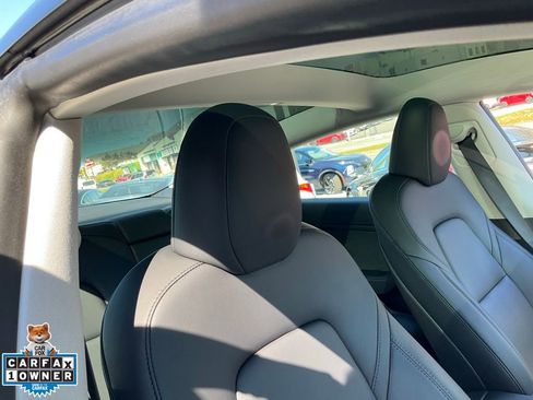 Used 2023 Tesla Model 3 Standard Range image 64