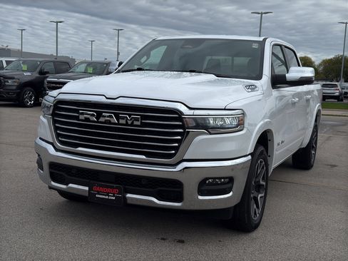 Used 2025 RAM 1500 Laramie image 2