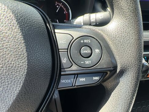 Used 2024 Toyota RAV4 XLE AWD/4WD image 16