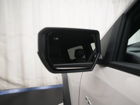 Used 2026 Chevrolet Colorado Trail Boss AWD/4WD image 29
