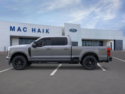 New 2026 Ford F250 Lariat w/ Black Appearance Package image 3