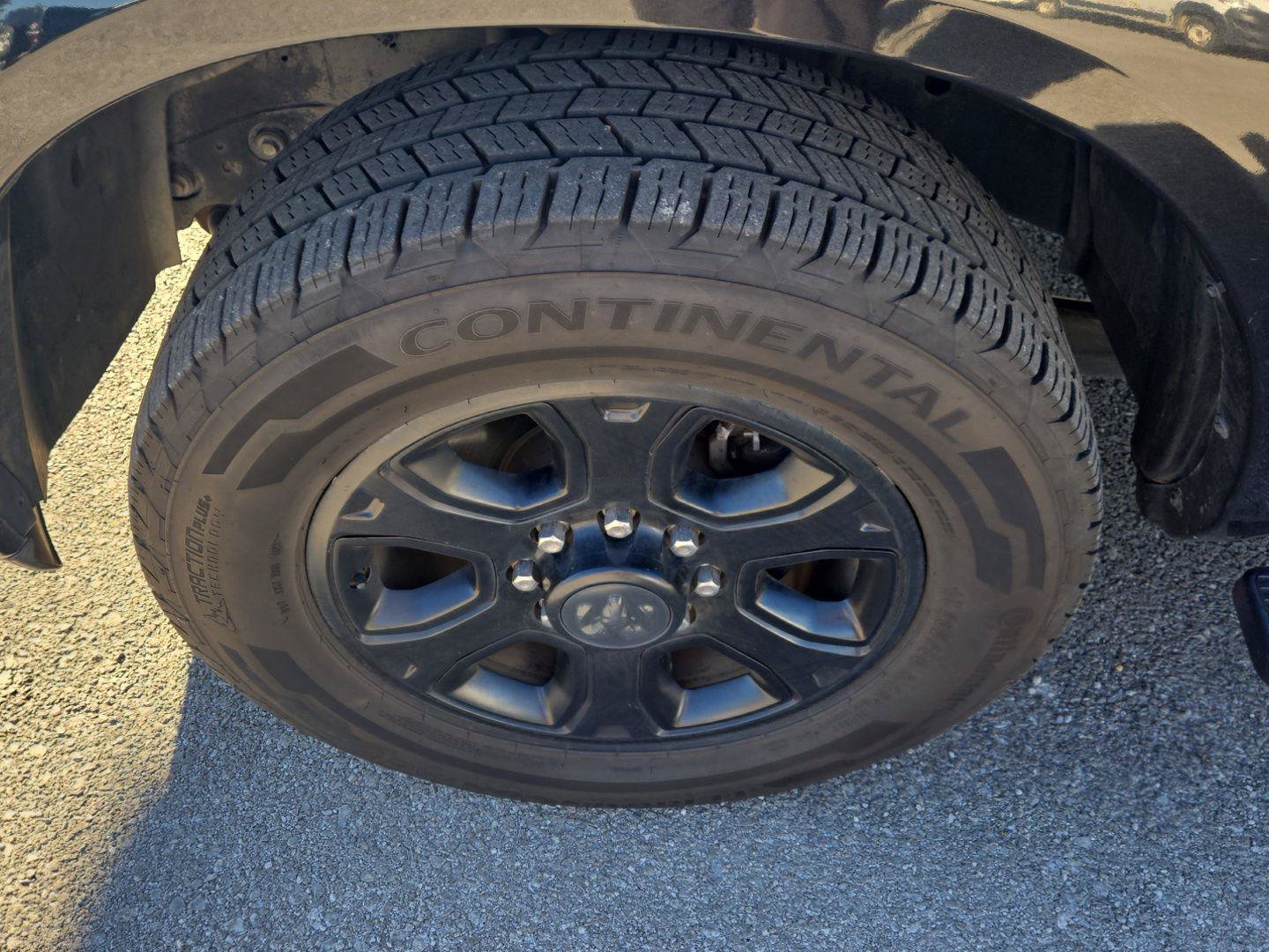 Used 2018 RAM 2500 Laramie w/ Sport Appearance Group RWD image 12