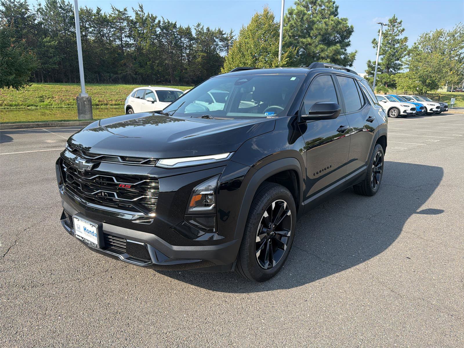 Used 2025 Chevrolet Equinox RS FWD image 3