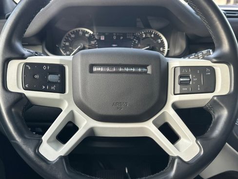 Used 2023 Land Rover Defender 130 X-Dynamic SE image 18