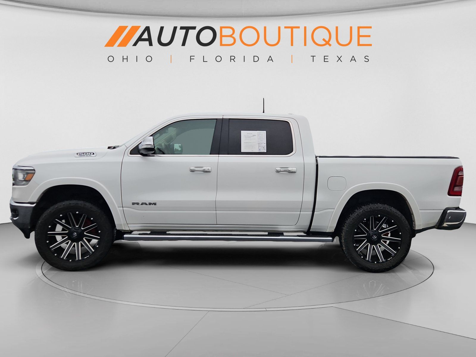 Used 2019 RAM 1500 Laramie RWD image 2