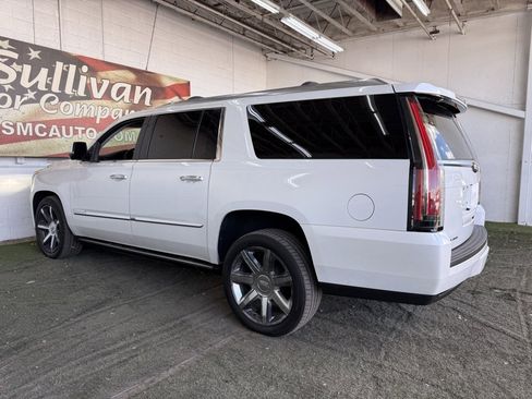 Used 2016 Cadillac Escalade ESV Premium image 8