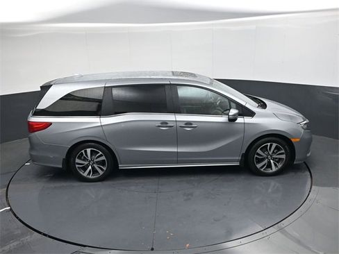 Used 2024 Honda Odyssey Touring image 29
