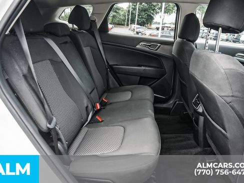 Used 2025 Kia Sportage LX FWD image 24