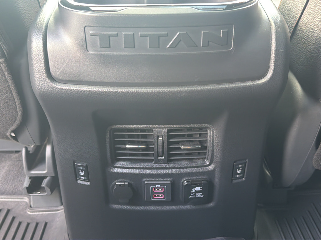 Used 2024 Nissan Titan PRO-4X w/ Pro-4x Convenience Package AWD/4WD image 30