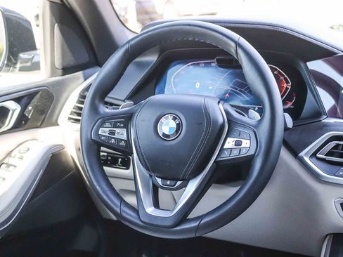 Used 2022 BMW X5 xDrive40i AWD/4WD image 15