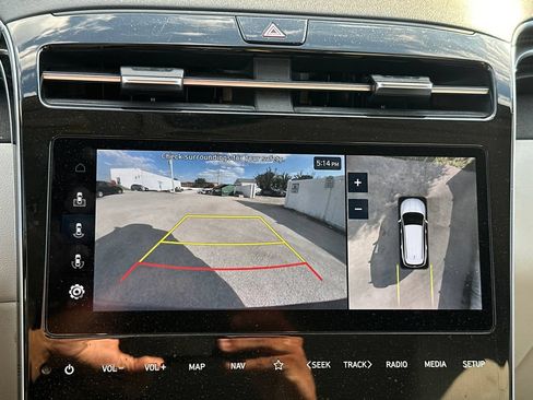 Used 2023 Hyundai Tucson Limited AWD/4WD image 11