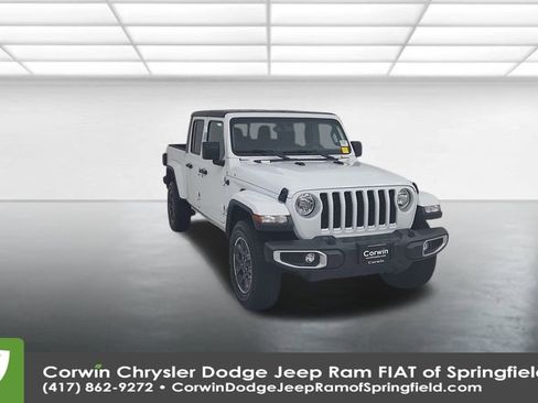 Certified 2023 Jeep Gladiator Overland image 5