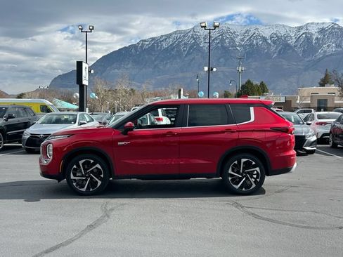 Used 2025 Mitsubishi Outlander SE AWD/4WD image 9