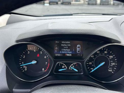 Used 2019 Ford Escape SEL AWD/4WD image 17