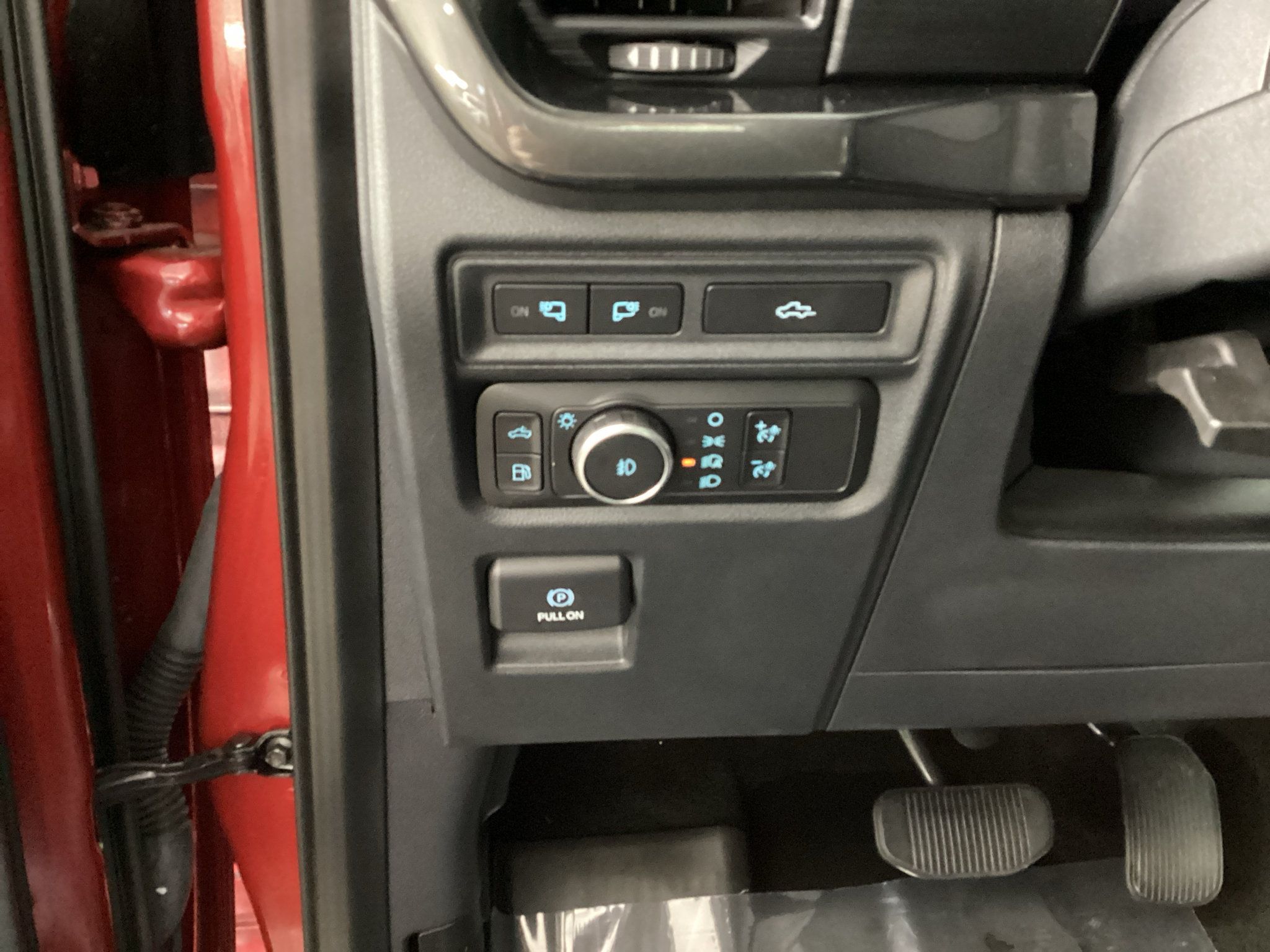 Used 2021 Ford F150 XLT w/ Equipment Group 302A High AWD/4WD image 22