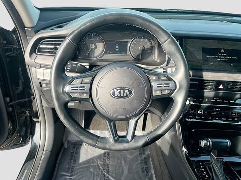 Used 2020 Kia Cadenza Technology image 11