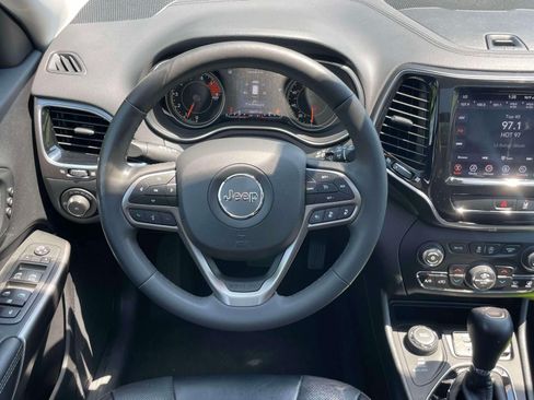 Used 2022 Jeep Cherokee Limited w/ Mopar Interior Package AWD/4WD image 14