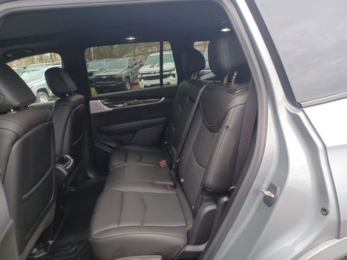 Used 2023 Cadillac XT6 Sport image 17