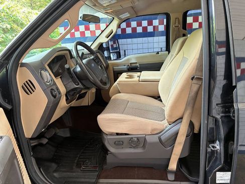 Used 2013 Ford F250 XLT w/ XLT Value Pkg AWD/4WD image 9